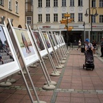 Wystawa "Twarze Ukrainy" na opolskim rynku