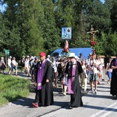 Pątnicy mają do pokonania około 270 km.