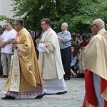 Nowy Sącz. Poświęcenie przemienionej bazyliki