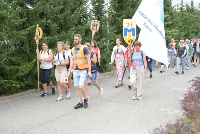 Z Radomia wyruszyła piesza pielgrzymka na Jasną Górę