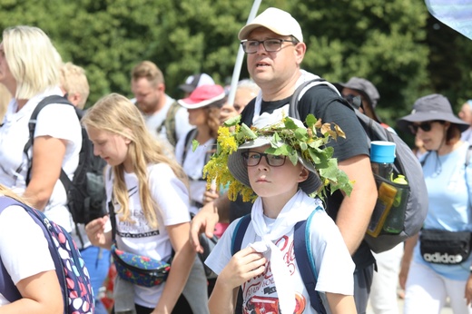 Powitanie 31. Pielgrzymki Diecezji Bielsko-Żywieckiej na Jasną Górę - grup z Wilamowic - 2022