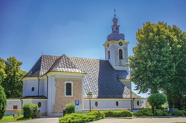 	Kościół parafialny.