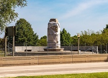 Amerykanie włoskiego pochodzenia przeciwni usunięciu pomników Kolumba w Chicago