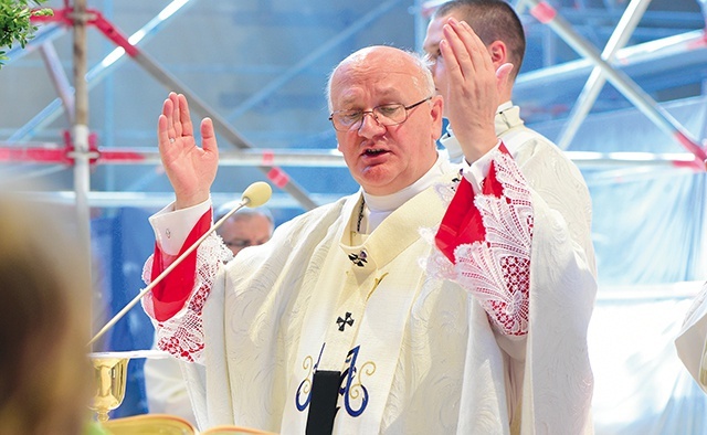 Uroczystej Mszy św. odpustowej przewodniczył abp Józef Górzyński.