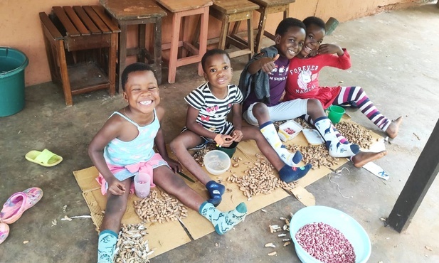 Rymanów zbiera środki na pomoc dzieciom z Kamerunu