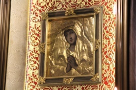 Matka Adorująca i Jan Paweł II