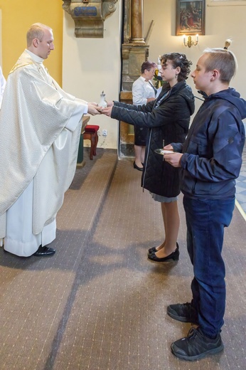 Odpust w kościele Narodzenia NMP w Kudowie-Zdroju Słonem