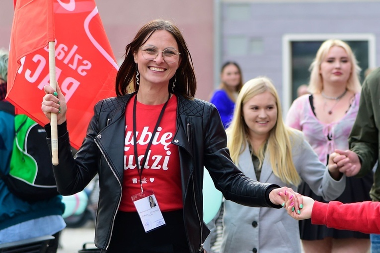 Olsztyn. Studniówka Szlachetnej Paczki