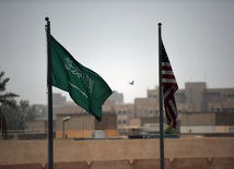 USA: Szef senackiej komisji zapowiedział blokowanie współpracy z Arabią Saudyjskiej, która poparła Rosję