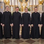 Alumni lubelskiego seminarium ze swoimi formatorami