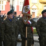 Strzegom. Odsłonięcie pomnika ofiar katastrofy smoleńskiej