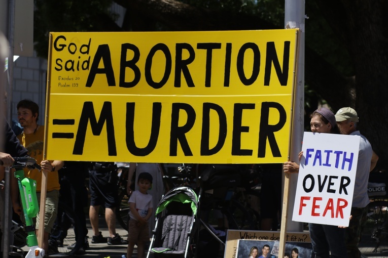 Tragiczna śmierć i kazanie pastora zmieniły serce byłego kalifornijskiego aborcjonisty