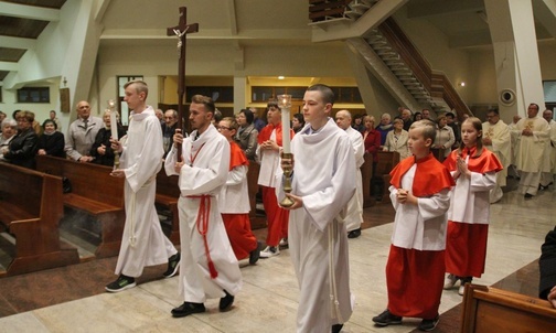 Parafia św. Maksymiliana w Bielsku-Białej świętowłała 40-lecie swojego kościoła.