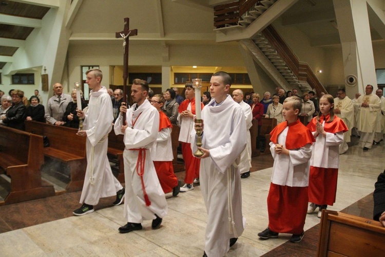 Parafia św. Maksymiliana w Bielsku-Białej świętowłała 40-lecie swojego kościoła.