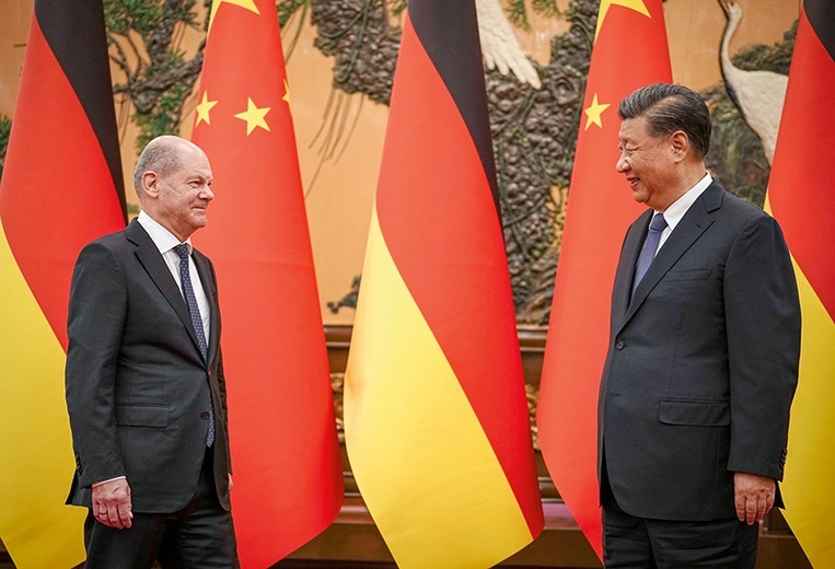 Spotkanie kanclerza Niemiec Olafa Scholza z prezydentem Chin Xi Jinpingiem w Pekinie 4 listopada br.