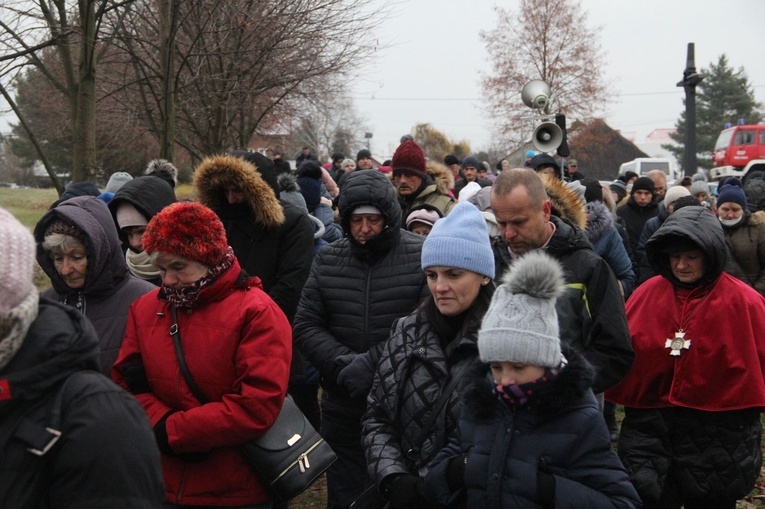 Wał-Ruda. Pożegnanie i droga krzyżowa