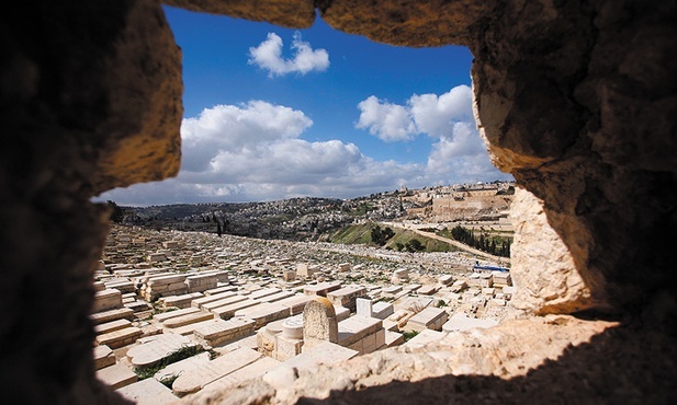 Widok na Jerozolimę z Góry Oliwnej. To tu, według biblijnych proroctw,  ma odbyć się Sąd Ostateczny.