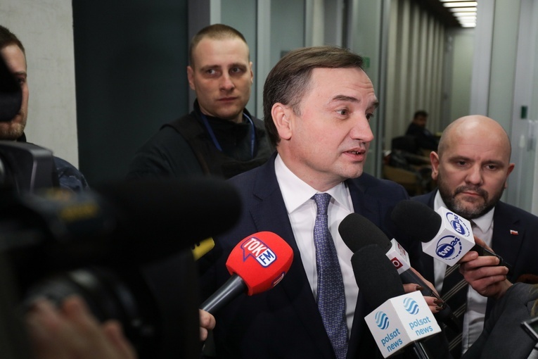 W Sejmie debata nad wnioskiem opozycji o wotum nieufności wobec szefa MS Zbigniewa Ziobry
