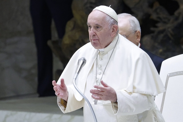 Papież złożył Polakom życzenia świąteczne; mówił o hojności, z jaką przyjęli Ukraińców