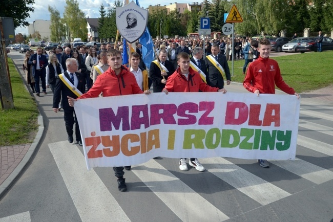 2022.09.23 - Marsz dla życia i rodziny w Opocznie.