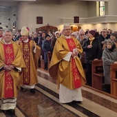 Msza św. odpustowa w sanktuarium została odprawiona w samo południe. 