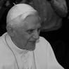 Komunikat biskupa tarnowskiego w związku ze śmiercią Benedykta XVI