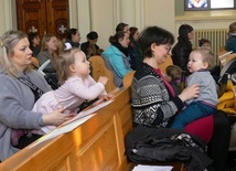 Cieszyńska kaplica sióstr boromeuszek jak zawsze jest otwarta dla wszystkich mam - także tych z maleńkimi dziećmi.