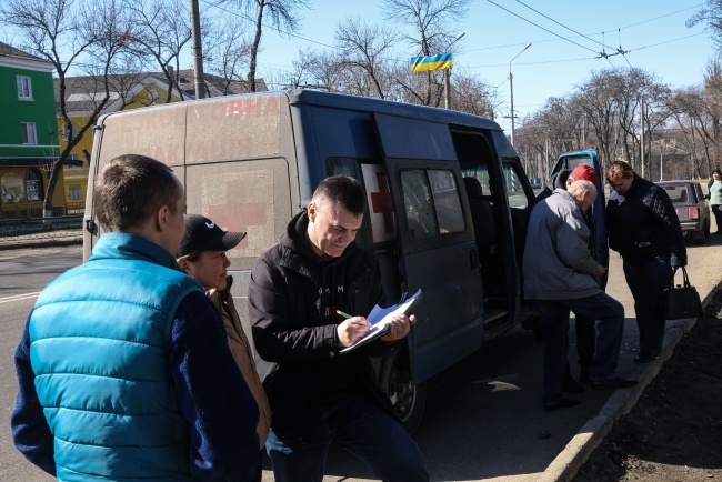 Prezydent Zełenski dla CNN: Jeśli Bachmut upadnie, wróg będzie miał otwartą drogę do zajęcia innych miast w Donbasie