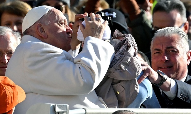 Papież przestrzega przed "eleganckim chrześcijaństwem"