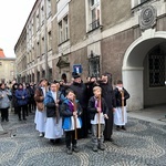 Kłodzko. Uliczna Droga Krzyżowa z jezuitami