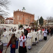 Procesja wyruszyła z Rynku Starego Miasta.