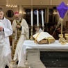 Abp Galbas w Wielki Czwartek: Kościół otrzymał Eucharystię jako dar najcenniejszy