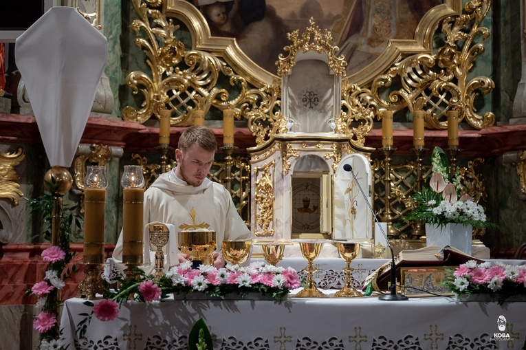 Wielki Czwartek w parafiach diecezji świdnickiej