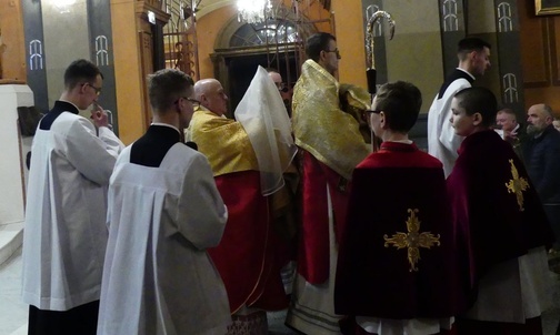 Liturgia Wielkiego Piątku w katedrze św. Mikołaja w Bielsku-Białej.