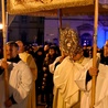 Na zakończenie liturgii zebrani przeszli wokół pl. św. Jana Pawła II z procesją rezurekcyjną.