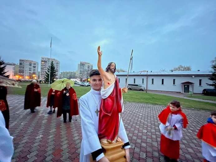 Wigilia Paschalna w parafiach diecezji świdnickiej