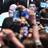 Papież odprawi mszę przed parlamentem, spotka się z ludźmi nauki i kultury