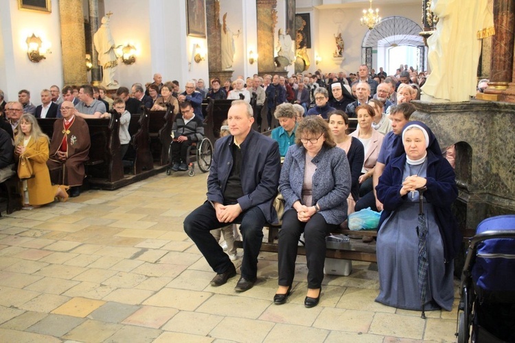 Przyjęcie nowych członków Bractwa św. Józefa. Wspólnota liczy już 1014 mężczyzn