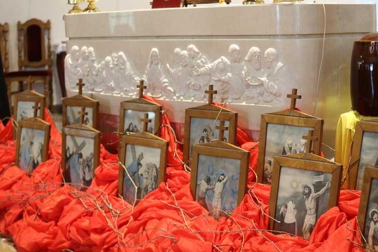 Powitanie grupy św. Matki Teresy na noclegu w Malcu
