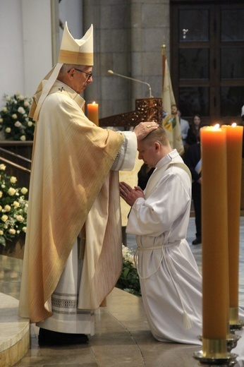 Święcenia kapłańskie w Katowicach