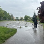 Stalowa Wola. Oddechowe seanse na osiedlu