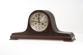 Ten zegar, wśród innych pamiątkowych rzeczy, będzie można zobaczyć na wystawie.