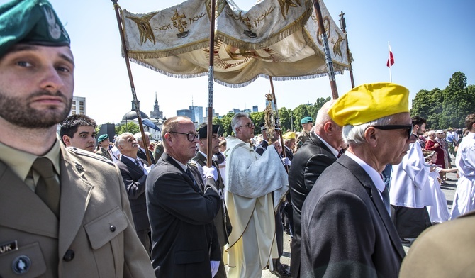 Kard. Nycz w Boże Ciało: Nie ma Kościoła polskiego. Jest tylko powszechny