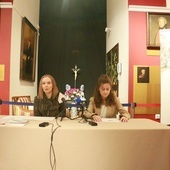 Do udziału w wydarzeniu zapraszają Barbara Wybacz i Karolina Niewiadomska.