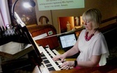 Jubileusz 30-lecia posługi organistki Janiny Biernat na bielskim os. Karpackim