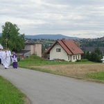 Ostatnie pożegnanie ks. prał. Franciszka Płonki w rodzinnym Zarzeczu