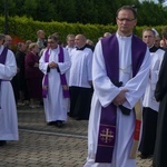 Ostatnie pożegnanie ks. prał. Franciszka Płonki w rodzinnym Zarzeczu