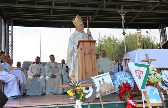 Wyruszyła diecezjalna pielgrzymka na Jasną Górę