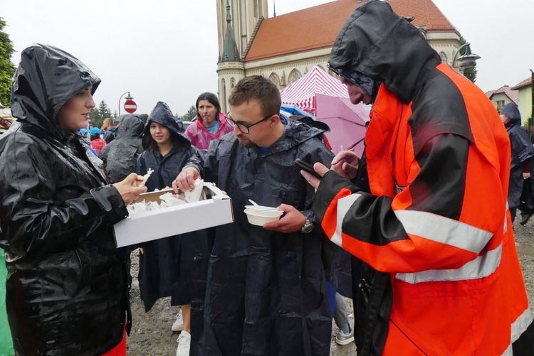 Gościna pielgrzymów hałcnowskich w Wilamowicach - 2023