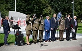 Odsłonięcie pomnika ofiar NKWD w Kołobrzegu